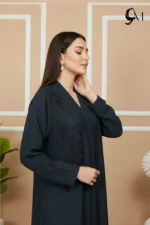 Floral Motifs Fancy Embroidered Zoom Abaya – Grayish Blue